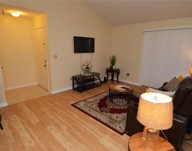 10263 Gandy Boulevard N - Photo Thumbnail 15