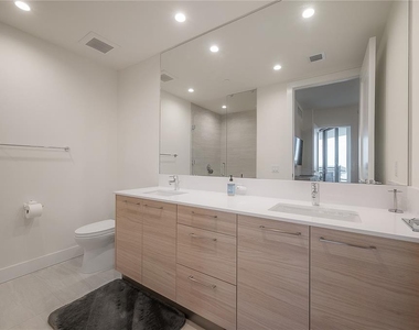 2103 Bayshore Boulevard - Photo Thumbnail 28