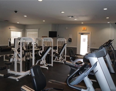5817 Legacy Crescent Place - Photo Thumbnail 19
