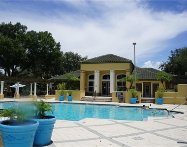 5817 Legacy Crescent Place - Photo Thumbnail 20
