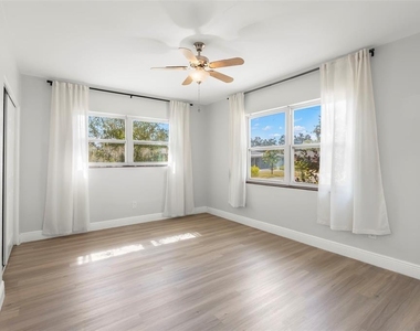 5590 Highland Street S - Photo Thumbnail 16