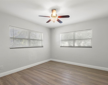 5590 Highland Street S - Photo Thumbnail 24