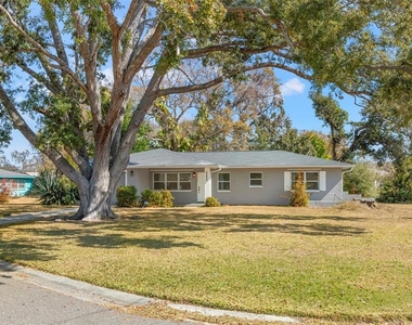 5590 Highland Street S - Photo Thumbnail 1