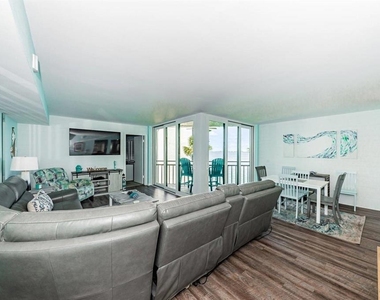 5505 Puerta Del Sol Boulevard S - Photo Thumbnail 6