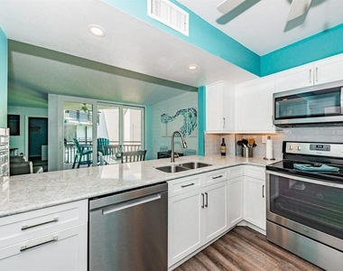 5505 Puerta Del Sol Boulevard S - Photo Thumbnail 3
