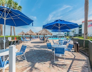 5541 Puerta Del Sol Boulevard S - Photo Thumbnail 17