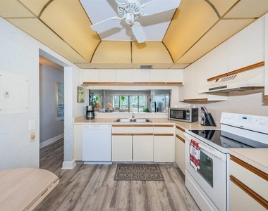 5724 Puerta Del Sol Boulevard S - Photo Thumbnail 15