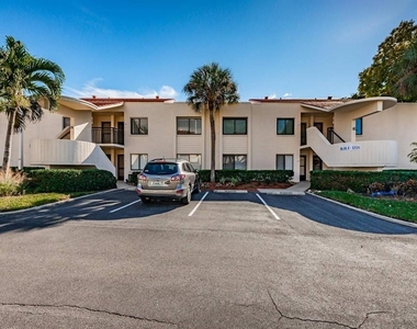5724 Puerta Del Sol Boulevard S - Photo Thumbnail 1
