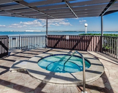 5724 Puerta Del Sol Boulevard S - Photo Thumbnail 11