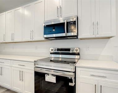 5123 Weatherton Street - Photo Thumbnail 4