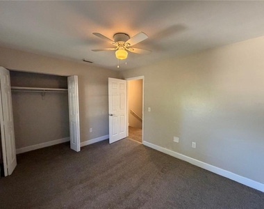 1718 Sw 69th Terrace - Photo Thumbnail 4