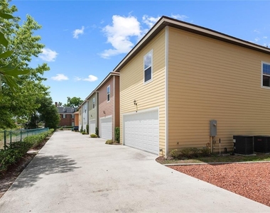 537 Sunbranch Lane - Photo Thumbnail 30