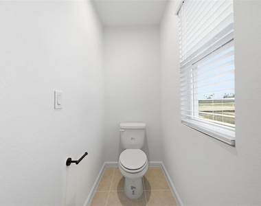 132 Royal Ranch Road - Photo Thumbnail 31