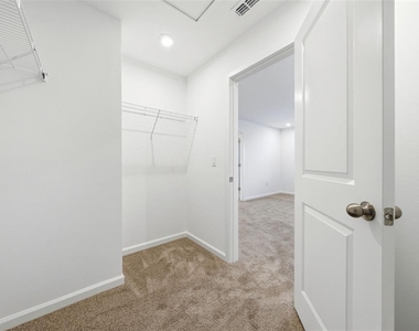 132 Royal Ranch Road - Photo Thumbnail 30