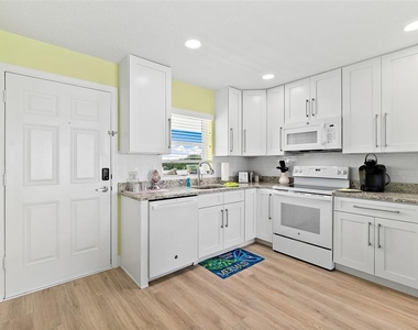 300 S Central Avenue - Photo Thumbnail 1