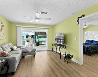 300 S Central Avenue - Photo Thumbnail 13