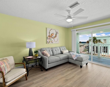 300 S Central Avenue - Photo Thumbnail 9