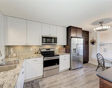 4480 Fairways Boulevard - Photo Thumbnail 11
