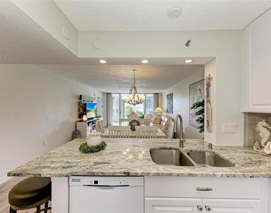 4480 Fairways Boulevard - Photo Thumbnail 16