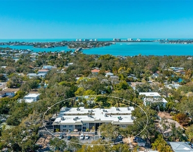 3360 S Osprey Avenue - Photo Thumbnail 29