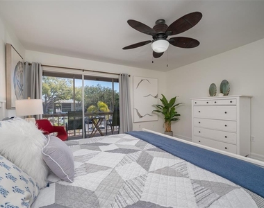 3360 S Osprey Avenue - Photo Thumbnail 14