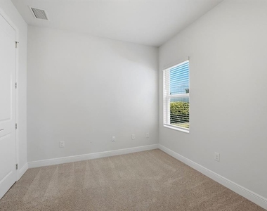 2535 Fireflag Lane - Photo Thumbnail 16