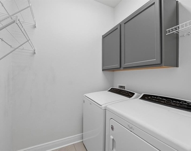 2535 Fireflag Lane - Photo Thumbnail 22