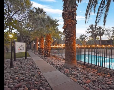 350 Thunderbird Drive - Photo Thumbnail 4