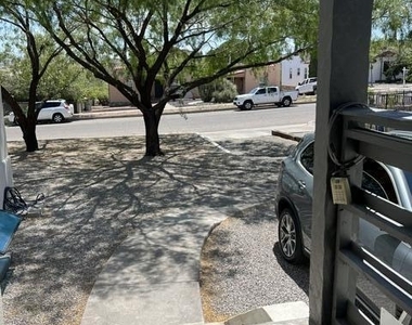2404 N Kansas Street - Photo Thumbnail 30