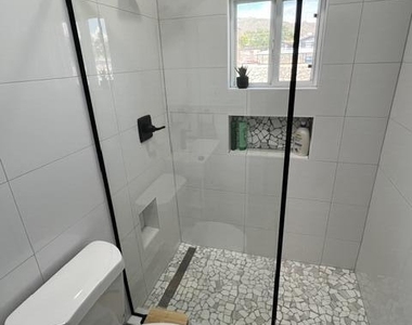 2404 N Kansas Street - Photo Thumbnail 20