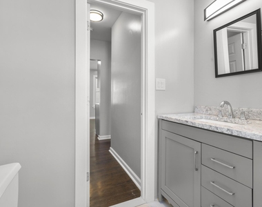 228 Cooke Street - Photo Thumbnail 10