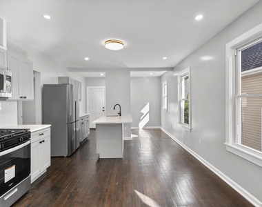 228 Cooke Street - Photo Thumbnail 11