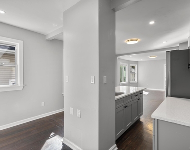 228 Cooke Street - Photo Thumbnail 13