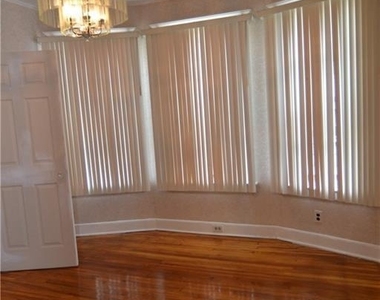 166 Dewey Street - Photo Thumbnail 3