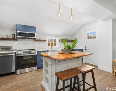 167 North Avenue - Photo Thumbnail 7