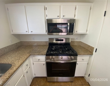 3130 Meadow Flower Avenue - Photo Thumbnail 27