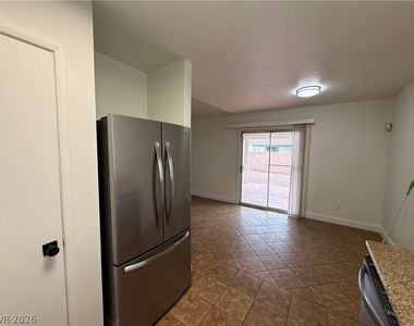 3130 Meadow Flower Avenue - Photo Thumbnail 18