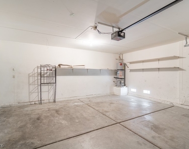 3130 Meadow Flower Avenue - Photo Thumbnail 9