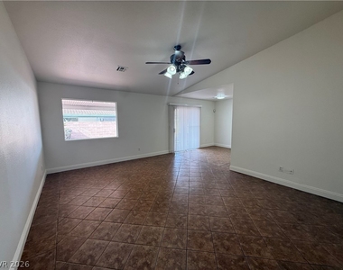 3130 Meadow Flower Avenue - Photo Thumbnail 14
