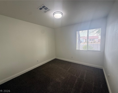 3130 Meadow Flower Avenue - Photo Thumbnail 10