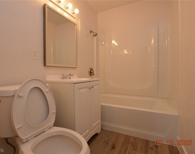1458 Sombrero Drive - Photo Thumbnail 5