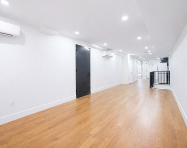 215 S. 4th St - Photo Thumbnail 1