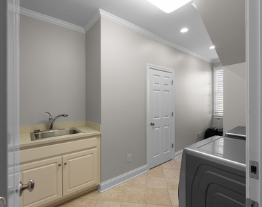 980 Fenimore Circle - Photo Thumbnail 33