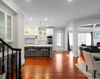 980 Fenimore Circle - Photo Thumbnail 9