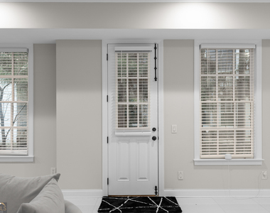 980 Fenimore Circle - Photo Thumbnail 61