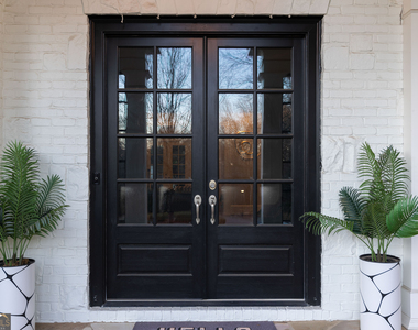 980 Fenimore Circle - Photo Thumbnail 1