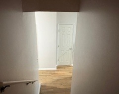 230 Shenandoah Drive - Photo Thumbnail 9