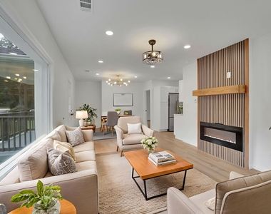 808 S Park Drive Se - Photo Thumbnail 3