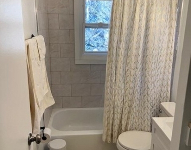 29 Paterson Ave - Photo Thumbnail 2