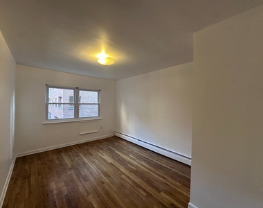 117-8 Curzon Road - Photo Thumbnail 5